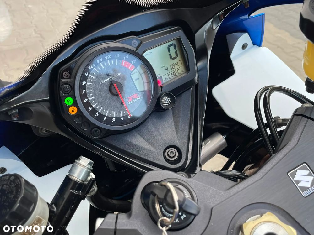 Suzuki GSX-R - 18