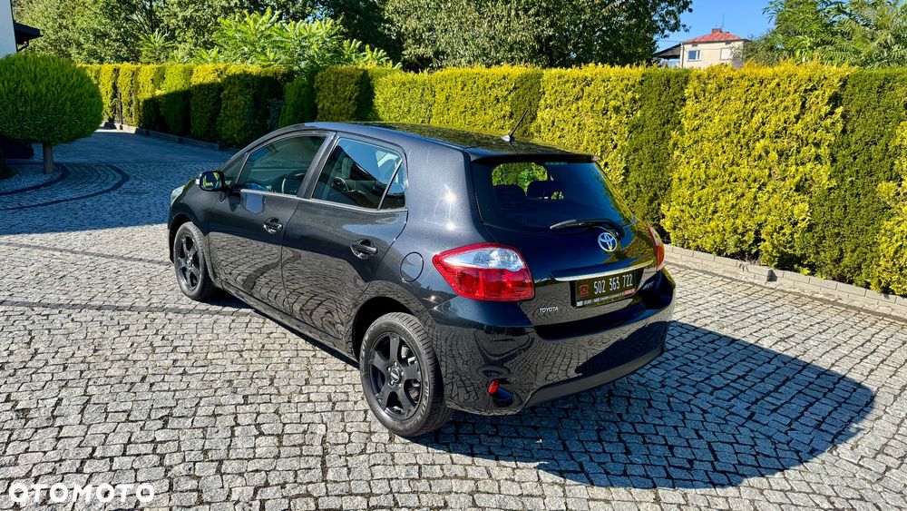 Toyota Auris 1.6 Premium - 9