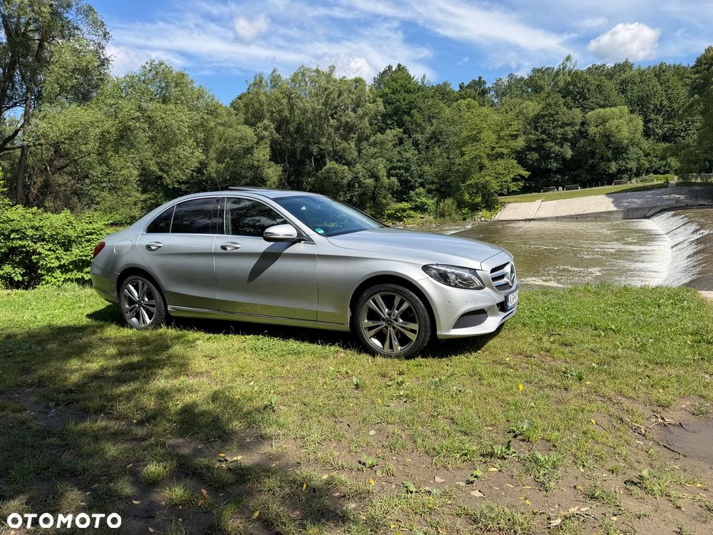 Mercedes-Benz Klasa C 200 9G-TRONIC Exclusive - 33