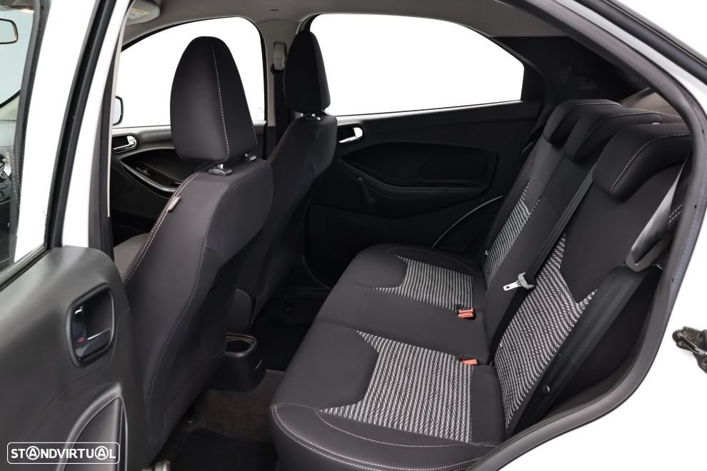 Ford KA+ 1.19 Ti-VCT White & Black Edition - 46