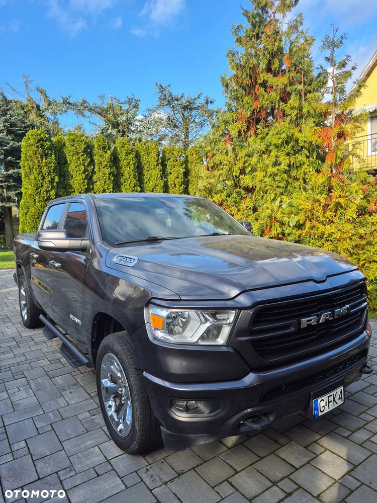 RAM 1500 Crew Cab Sport - 3