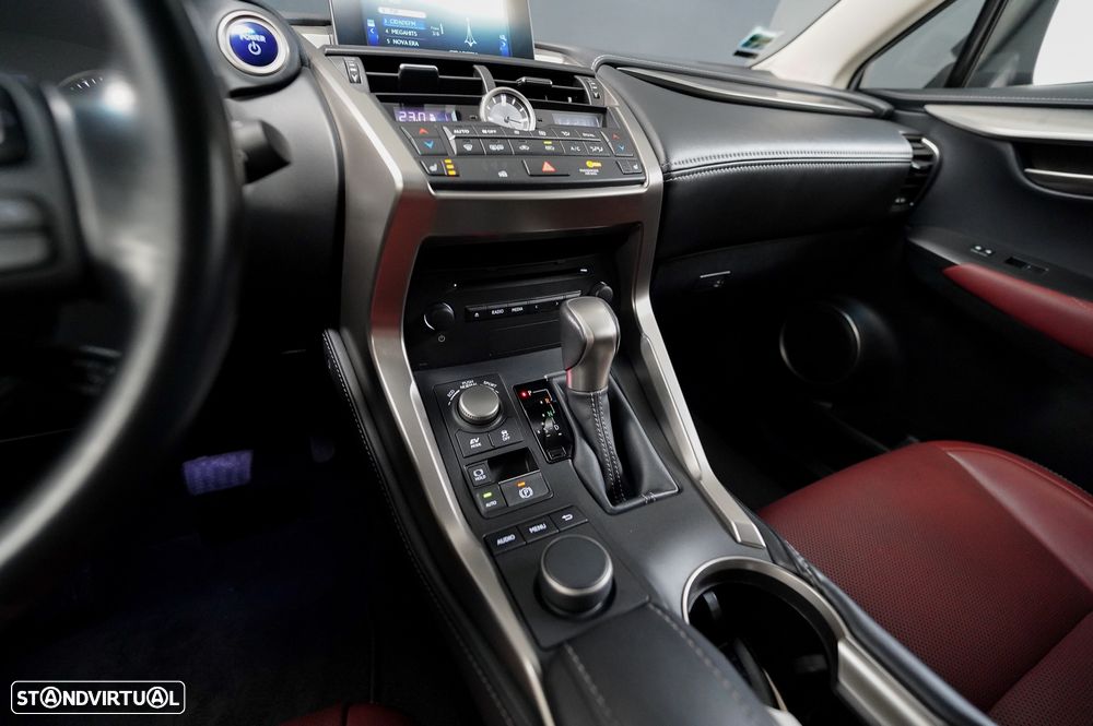 Lexus NX 300h Executive Plus 4WD - 8