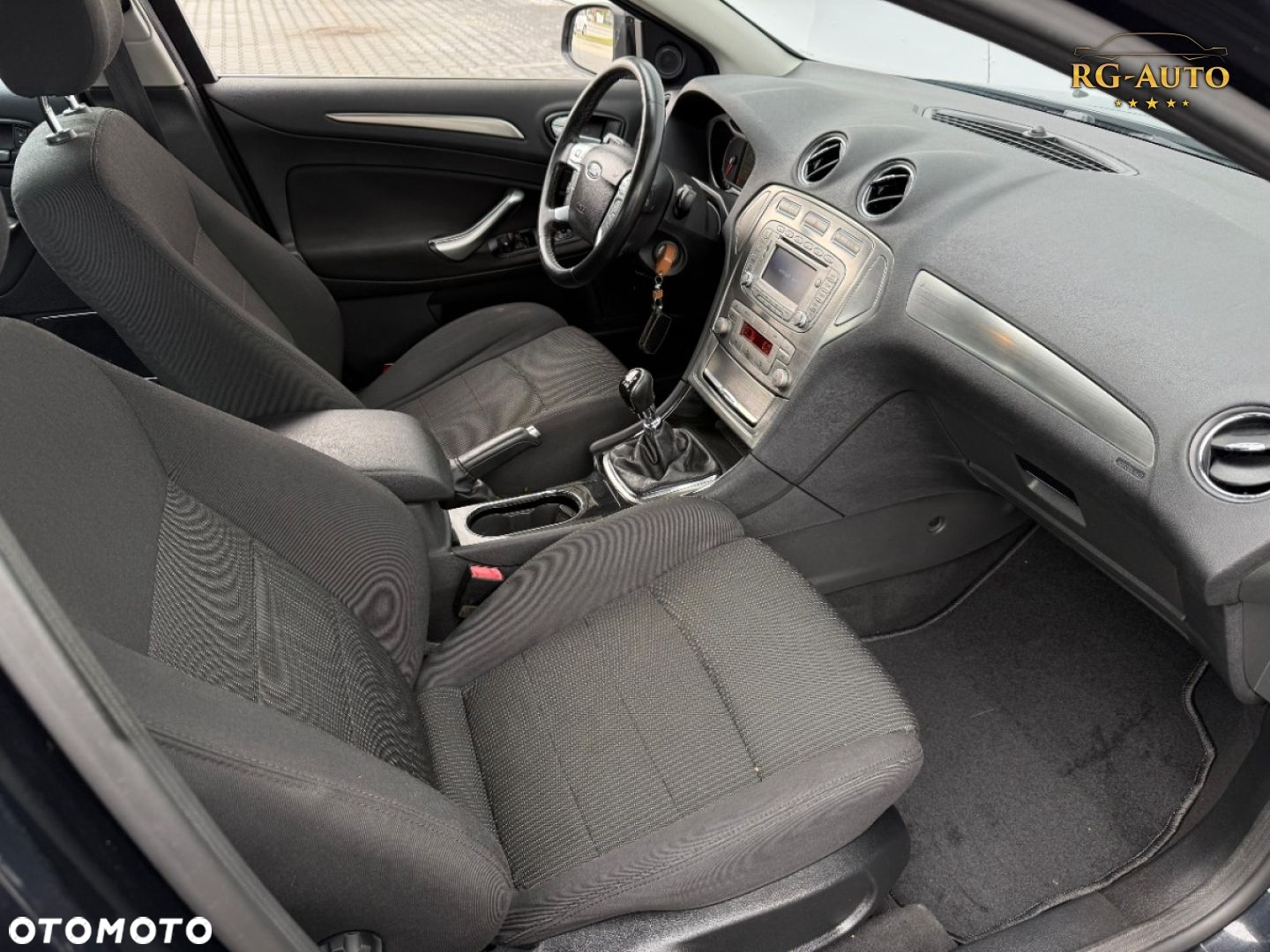 Ford Mondeo - 28