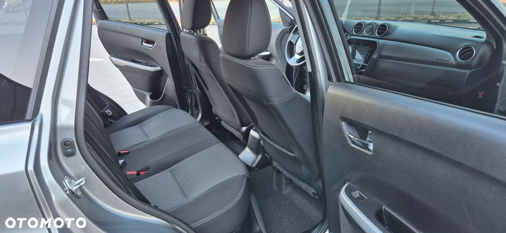 Suzuki Vitara 1.6 DDiS (4x4) Allgrip Comfort - 16