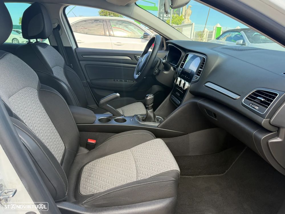 Renault Mégane Sport Tourer 1.5 Blue dCi Limited - 22