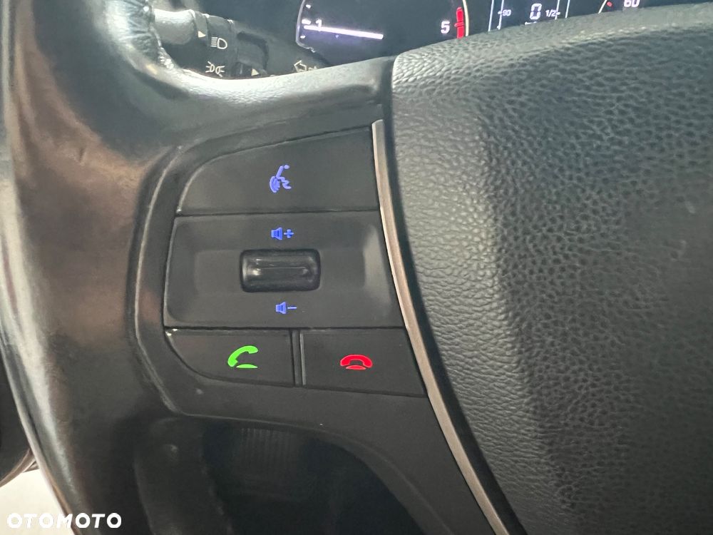Hyundai i20 - 24