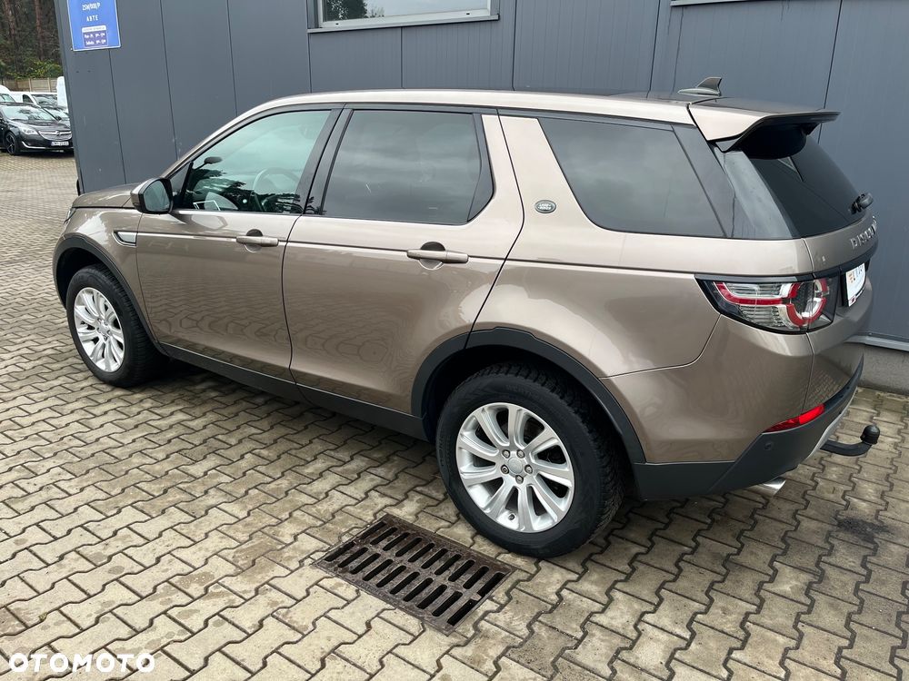 Land Rover Discovery Sport 2.0 TD4 HSE - 8