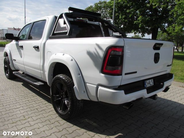 RAM 1500 Crew Cab Shortbed Bighorn - 7