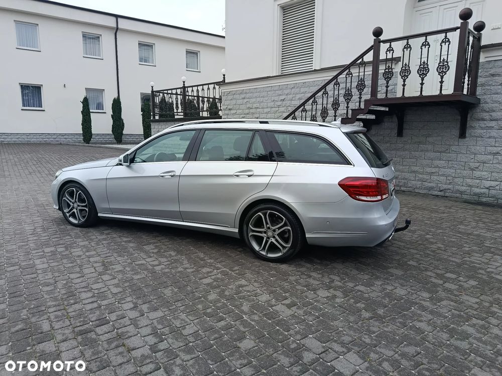 Mercedes-Benz Klasa E 220 CDI 7G-TRONIC Avantgarde - 12