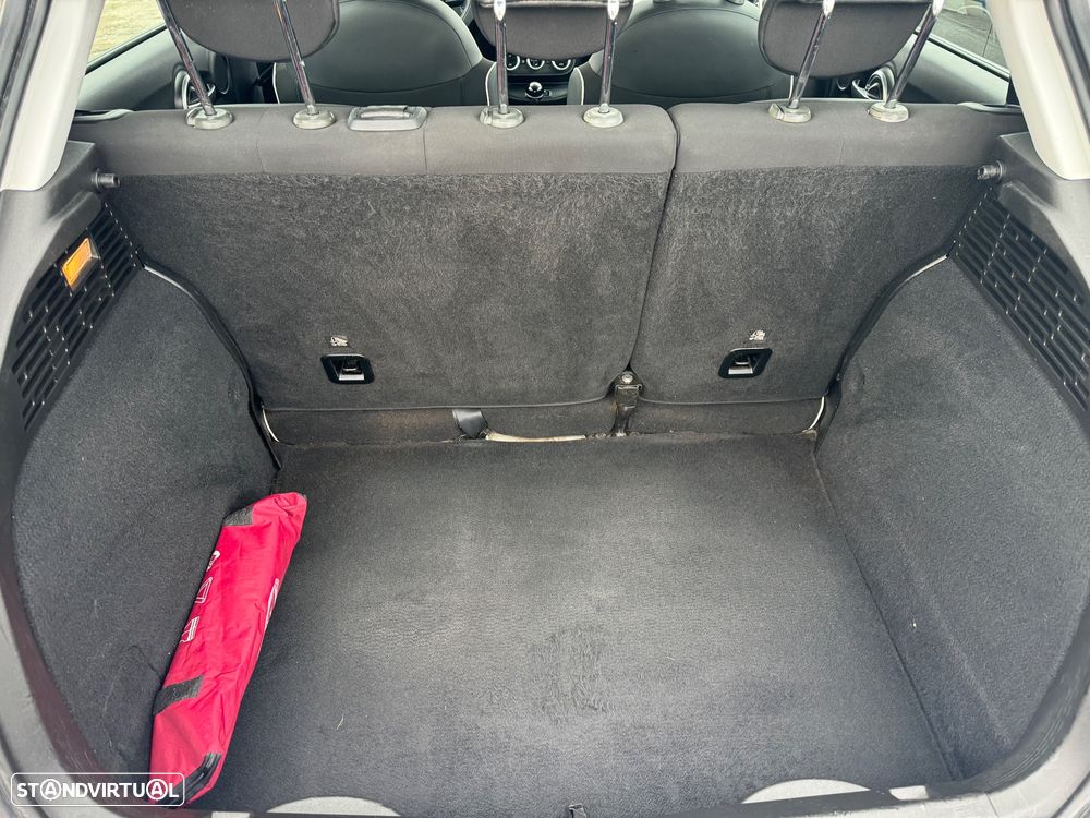 Fiat 500X 1.3 MJ City Cross J18 S&S - 38