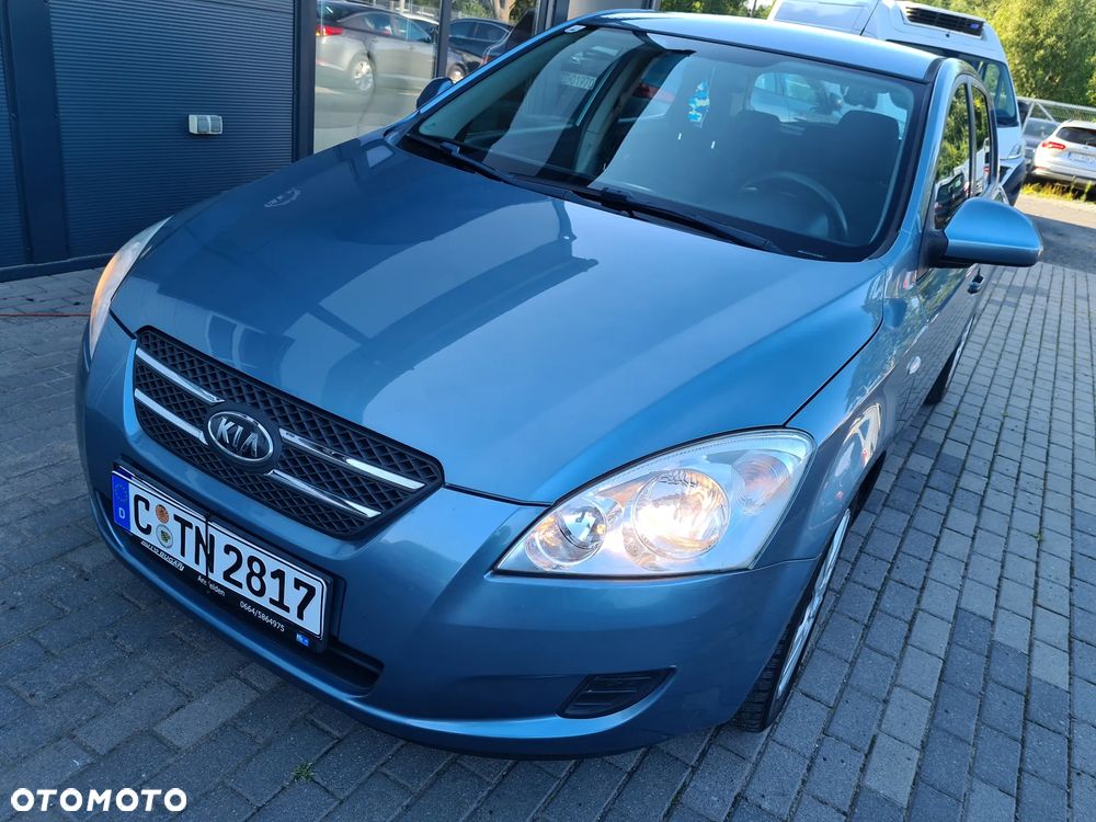 Kia Ceed 1.4 CVVT Attract - 6
