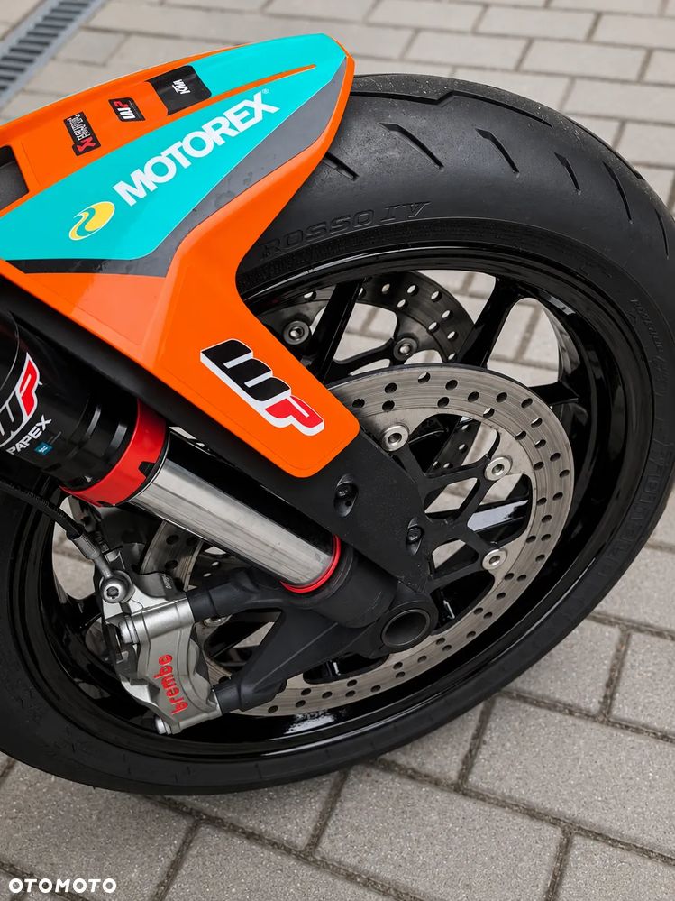 KTM DUKE 890 - 6