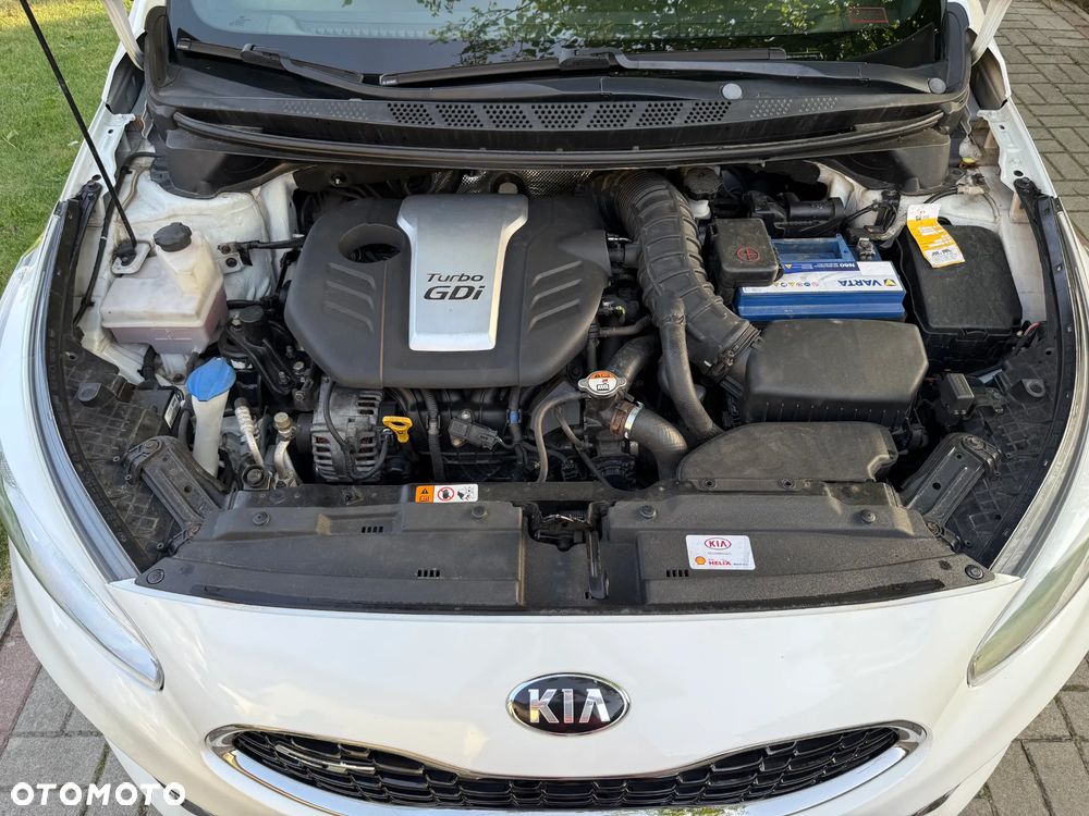 Kia Ceed 1.6 T-GDI GT - 29