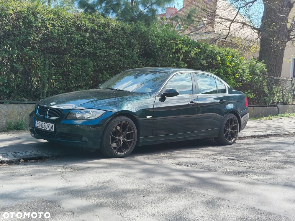 BMW Seria 3 325i - 3