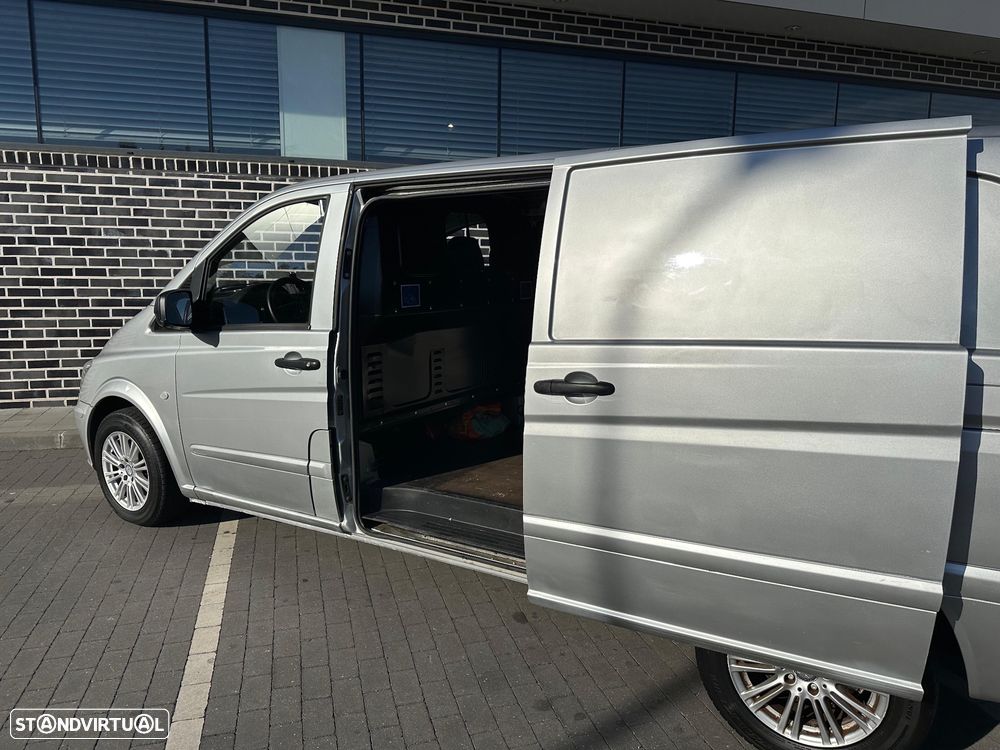 Mercedes-Benz Vito - Automática - 11