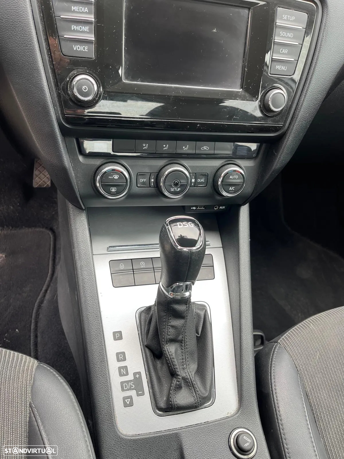 Skoda Octavia 2.0 TDI Elegance DSG - 12