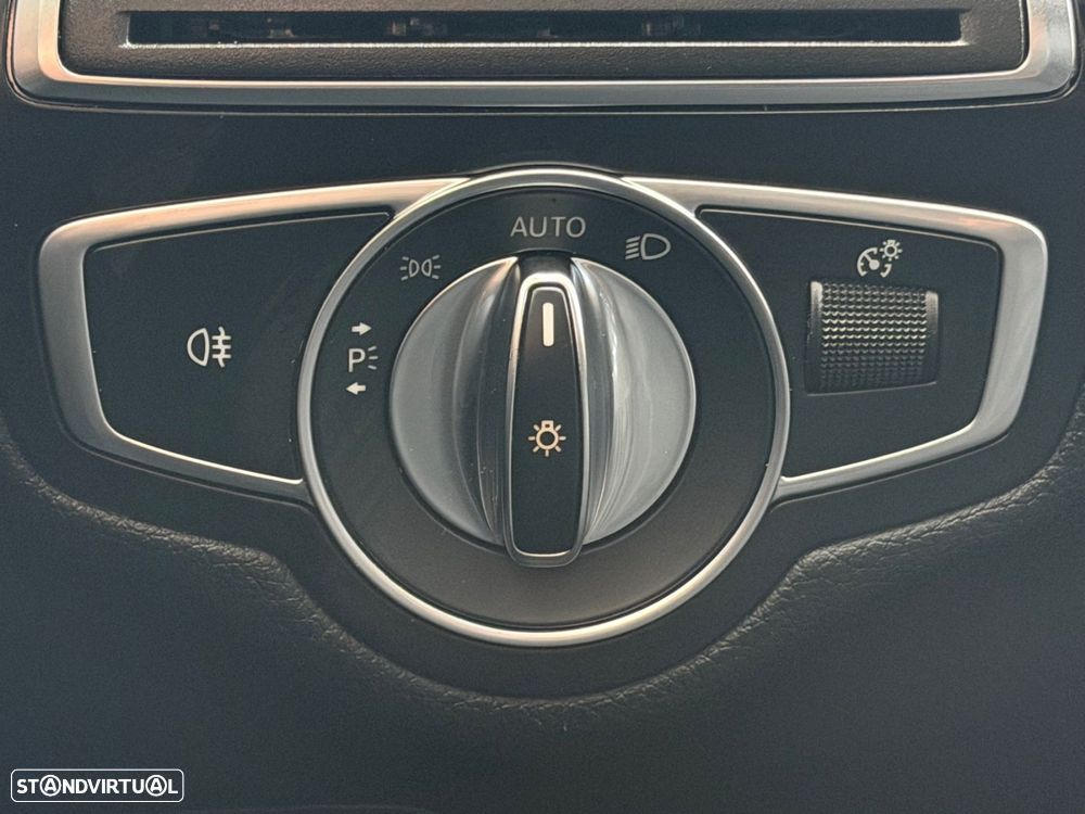 Mercedes-Benz C 180 Station 9G-TRONIC AMG Line - 40