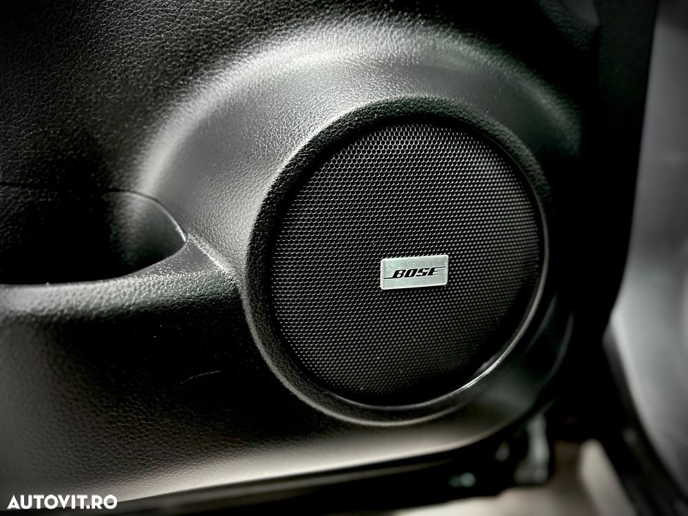 Nissan Qashqai 1.6 DCI 4 x 4 DPF tekna - 11