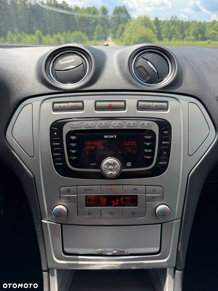 Ford Mondeo 2.0 TDCi Black Magic - 17