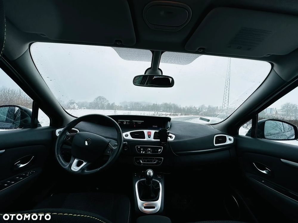 Renault Scenic - 11