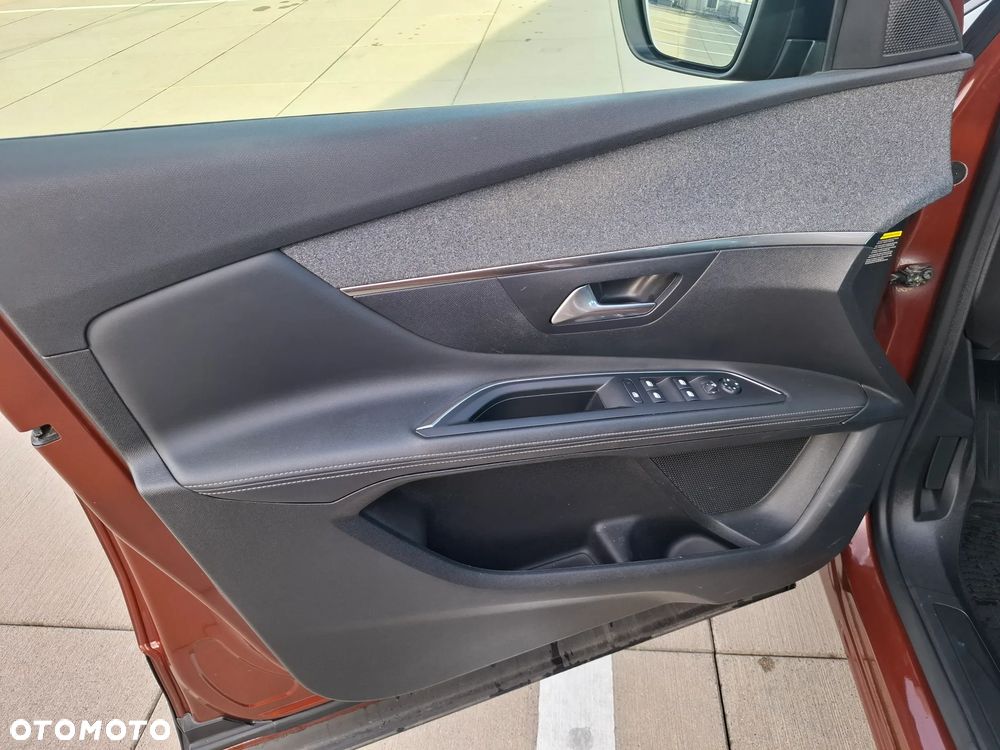 Peugeot 3008 1.5 BlueHDi Allure S&S - 27