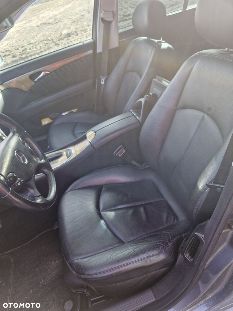 Mercedes-Benz Klasa E 280 4Matic Automatik Avantgarde - 3