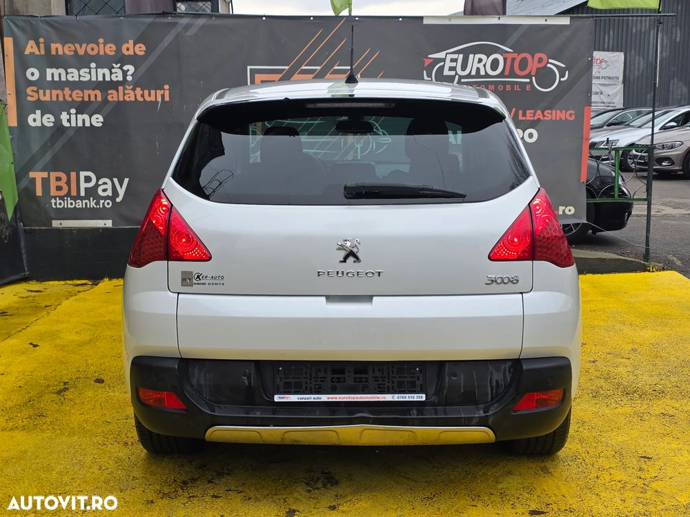 Peugeot 3008 Hybrid4 - 6