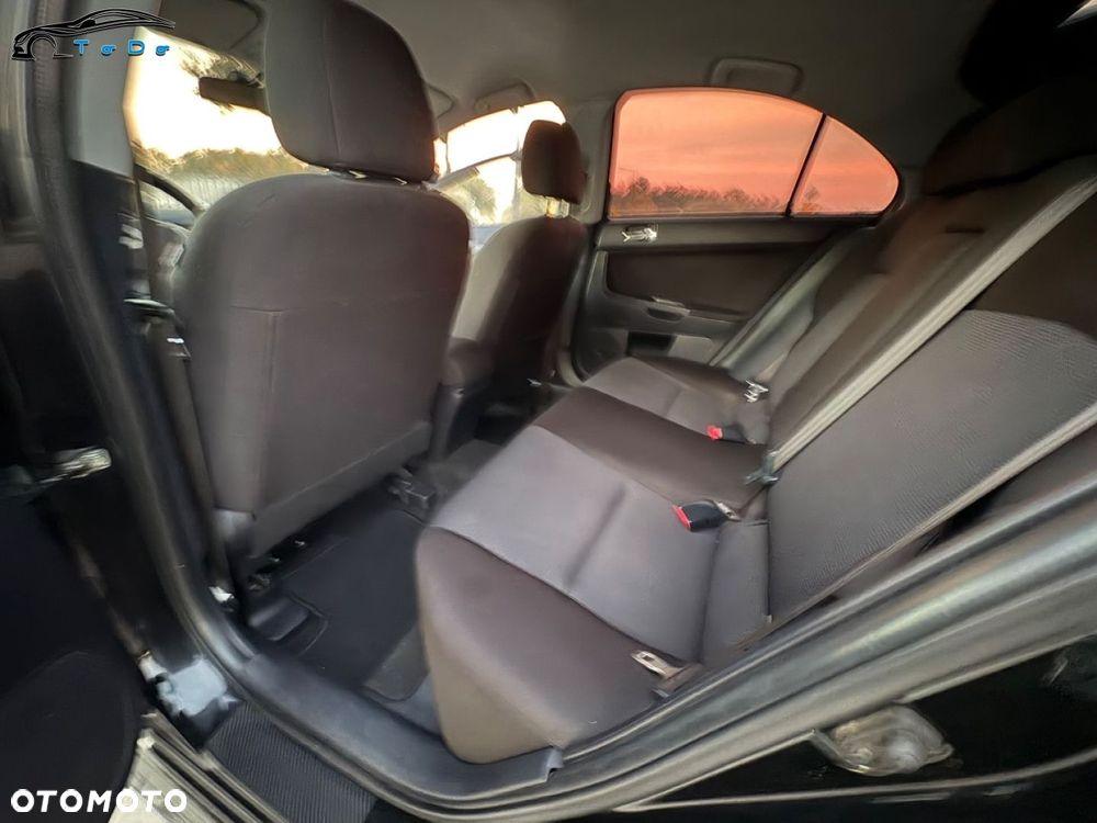 Mitsubishi Lancer - 24