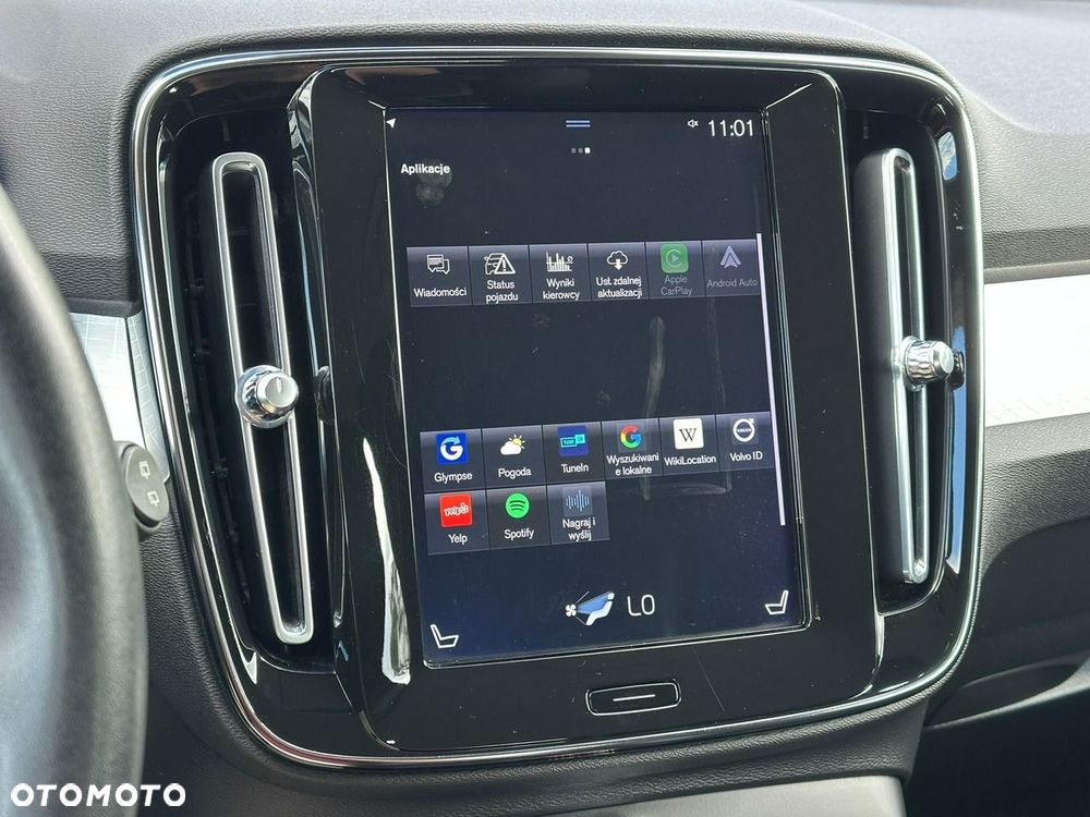 Volvo XC 40 T3 Geartronic Momentum - 23