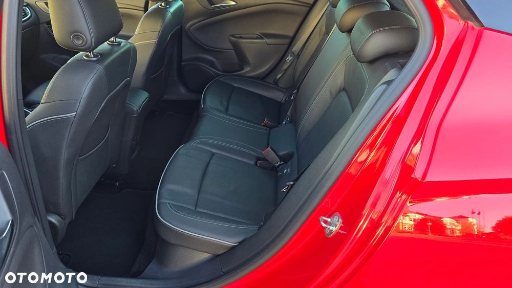 Opel Astra 1.4 Turbo Ultimate - 27