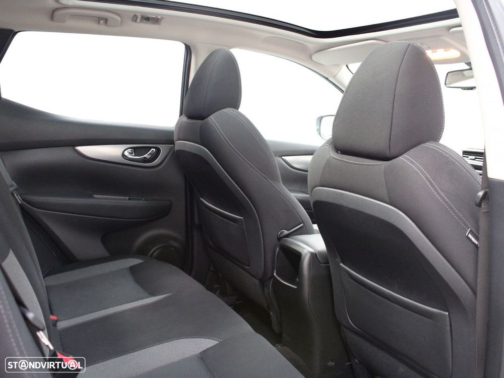 Nissan Qashqai 1.3 DIG-T Tekna - 17