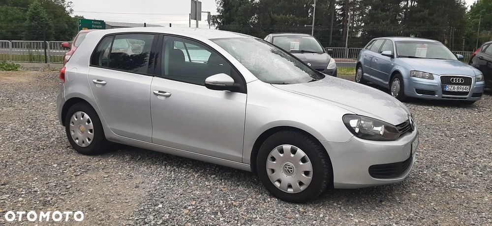 Volkswagen Golf - 5