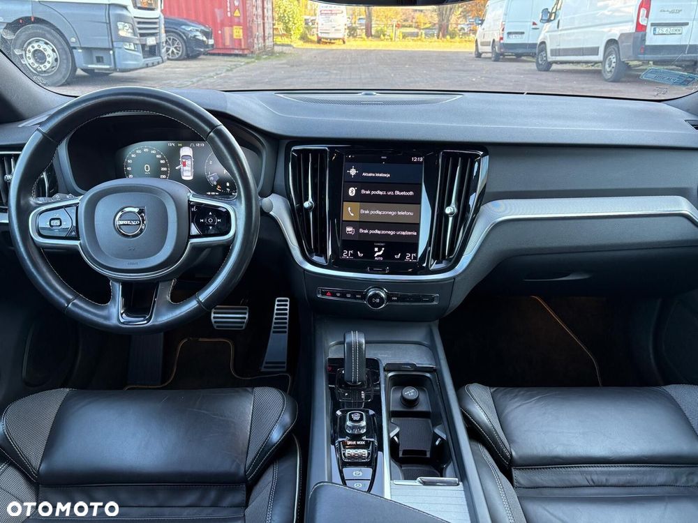 Volvo S60 B5 B AWD R-Design - 10