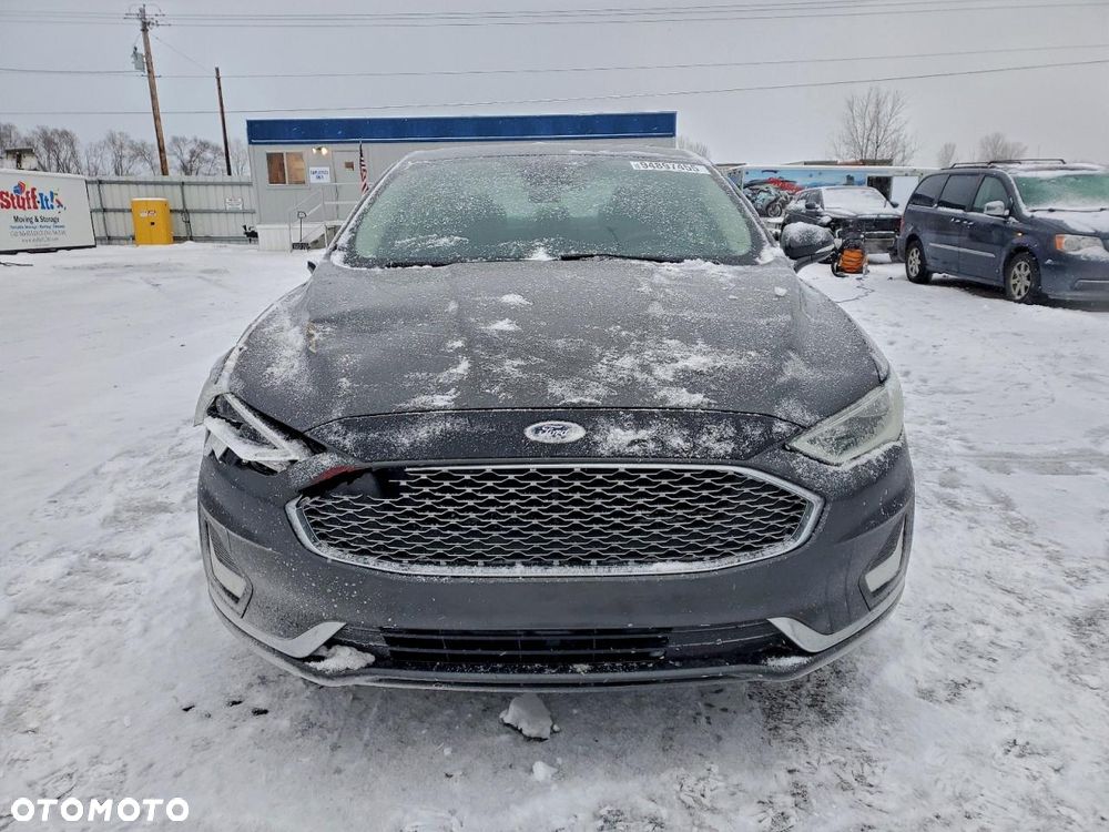 Ford Fusion 2.0 EcoBoost Titanium - 9