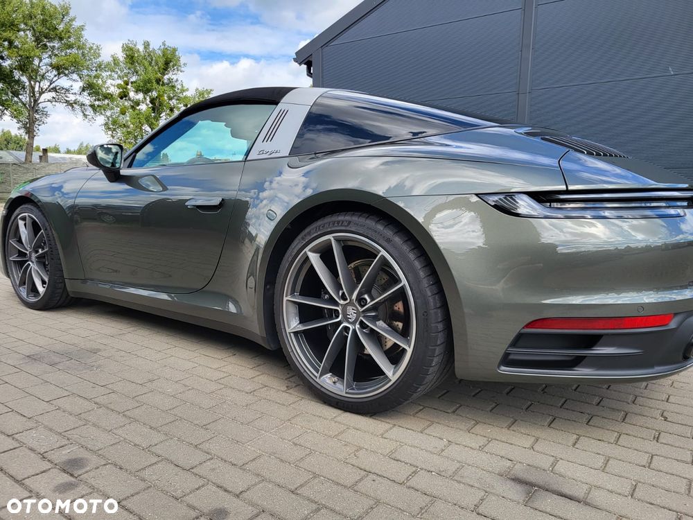 Porsche 911 Targa 4 - 9