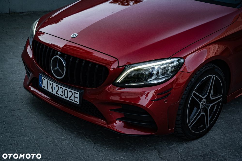 Mercedes-Benz Klasa C 300 d 4Matic 9G-TRONIC AMG Line - 1