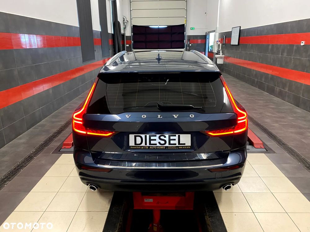 Volvo V60 D4 Geartronic Momentum - 10