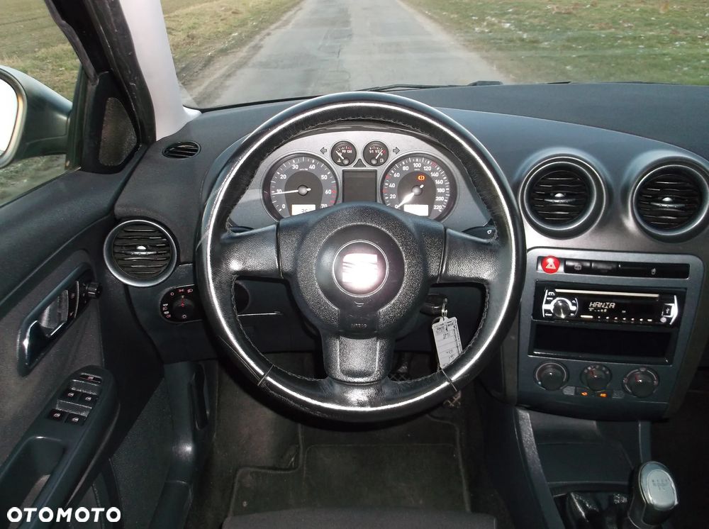 Seat Ibiza 1.4 16V Sport Edition - 14