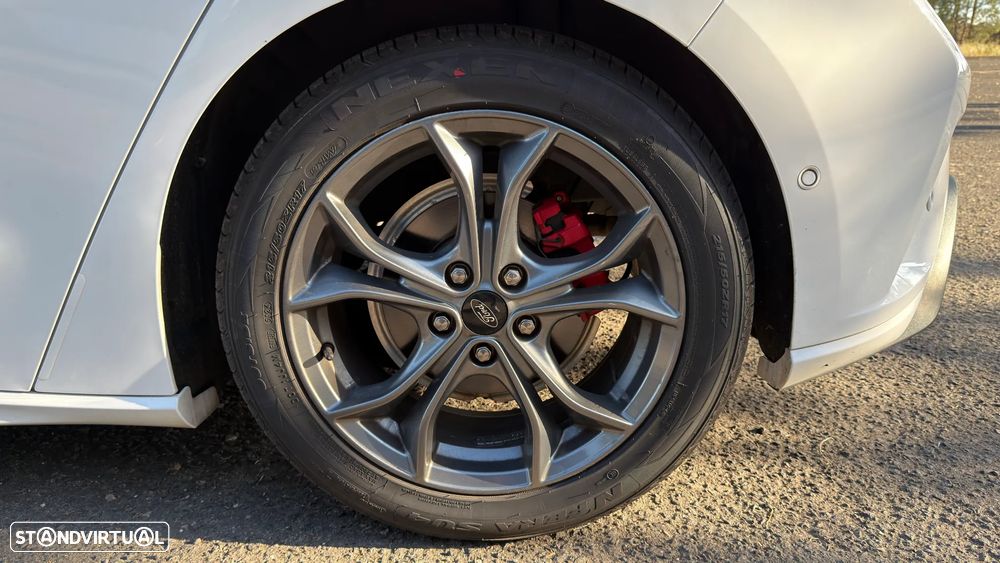 Ford Focus 1.0 EcoBoost MHEV ST-Line - 7