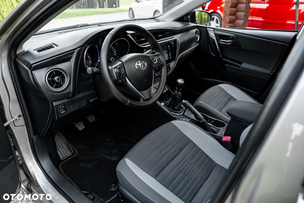 Toyota Auris 1.6 D-4D Comfort - 15
