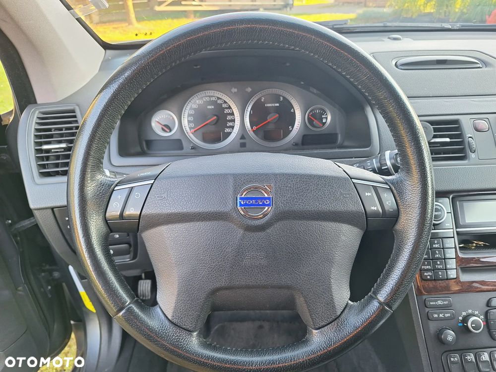 Volvo XC 90 D5 Executive - 14