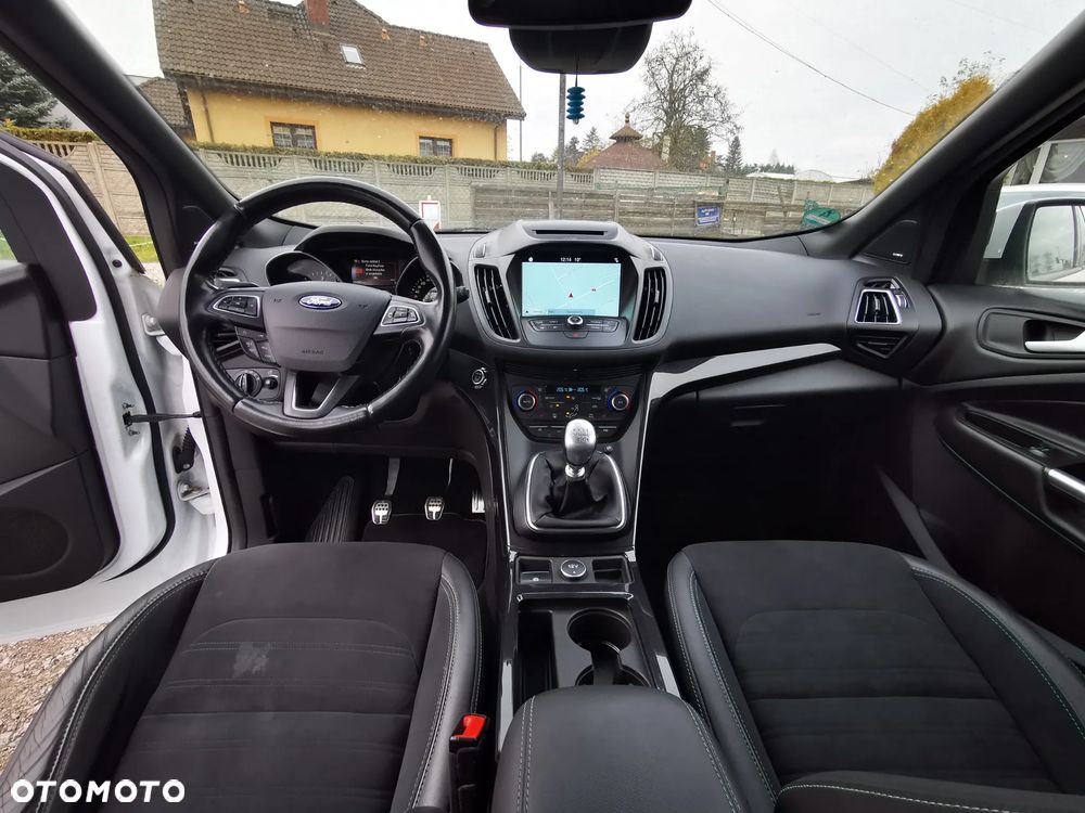 Ford Kuga 2.0 TDCi 4x4 ST-Line - 9