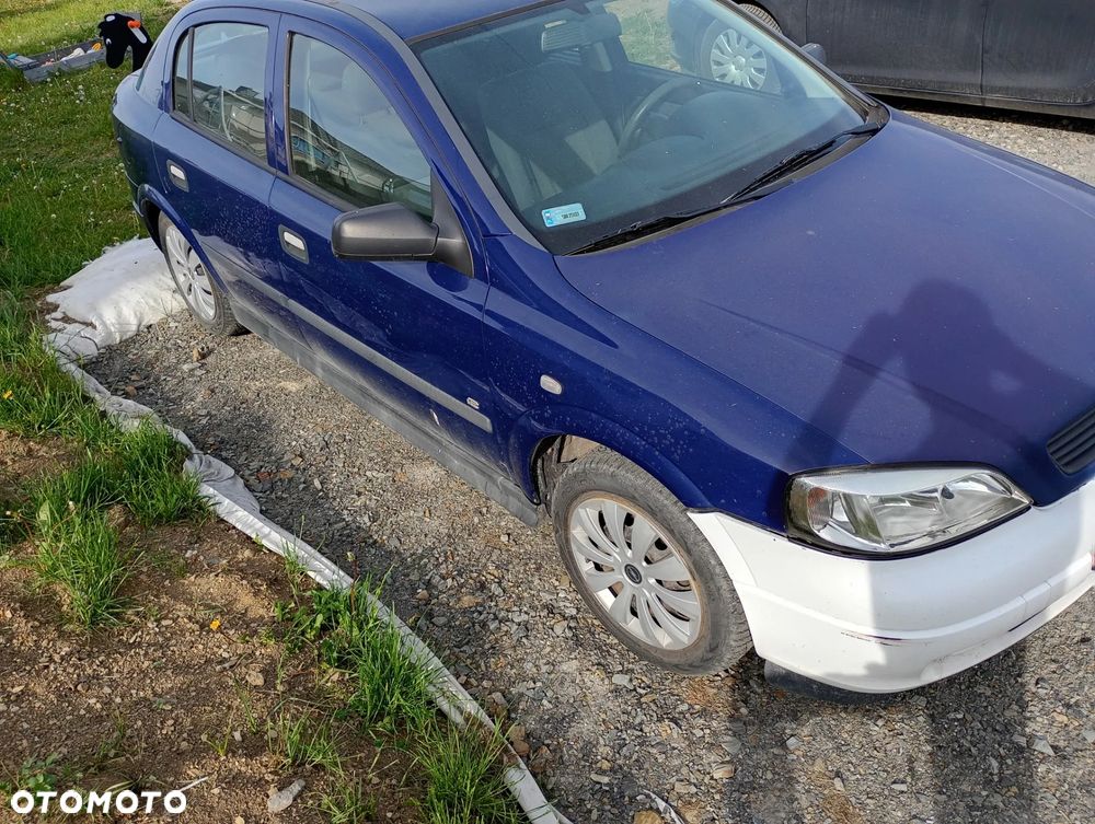 Opel Astra - 3
