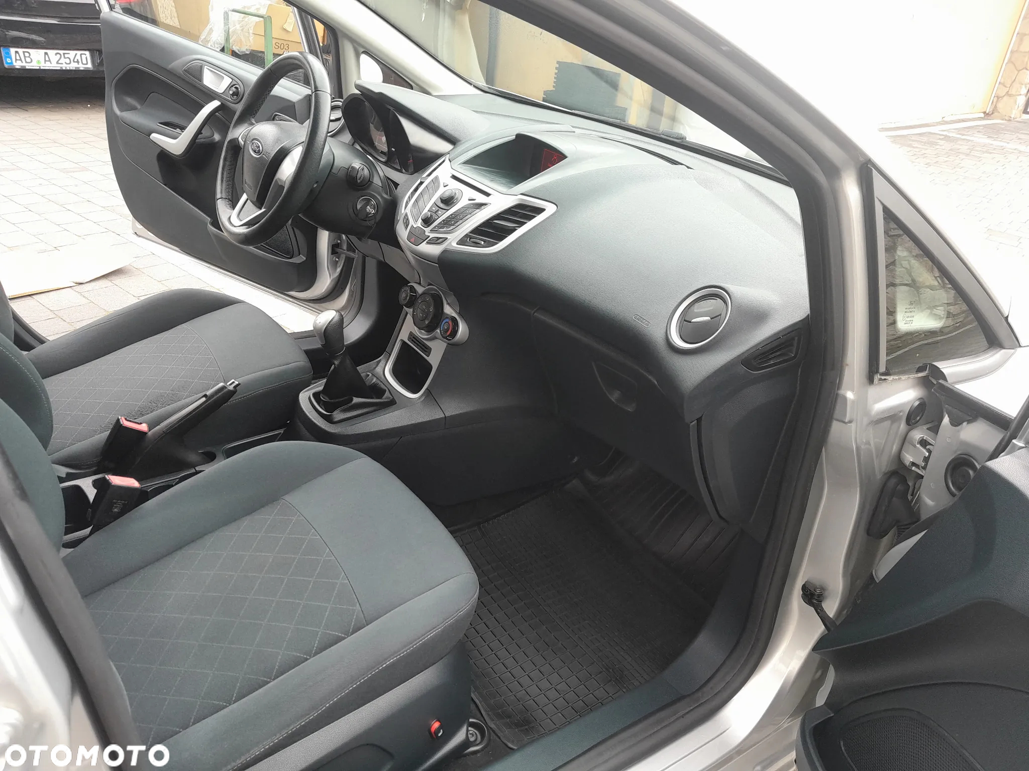 Ford Fiesta - 16