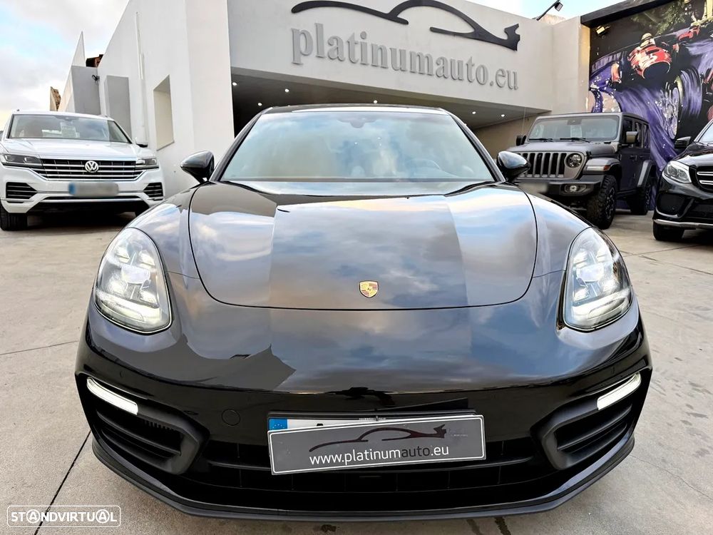 Porsche Panamera 4 E-Hybrid - 8