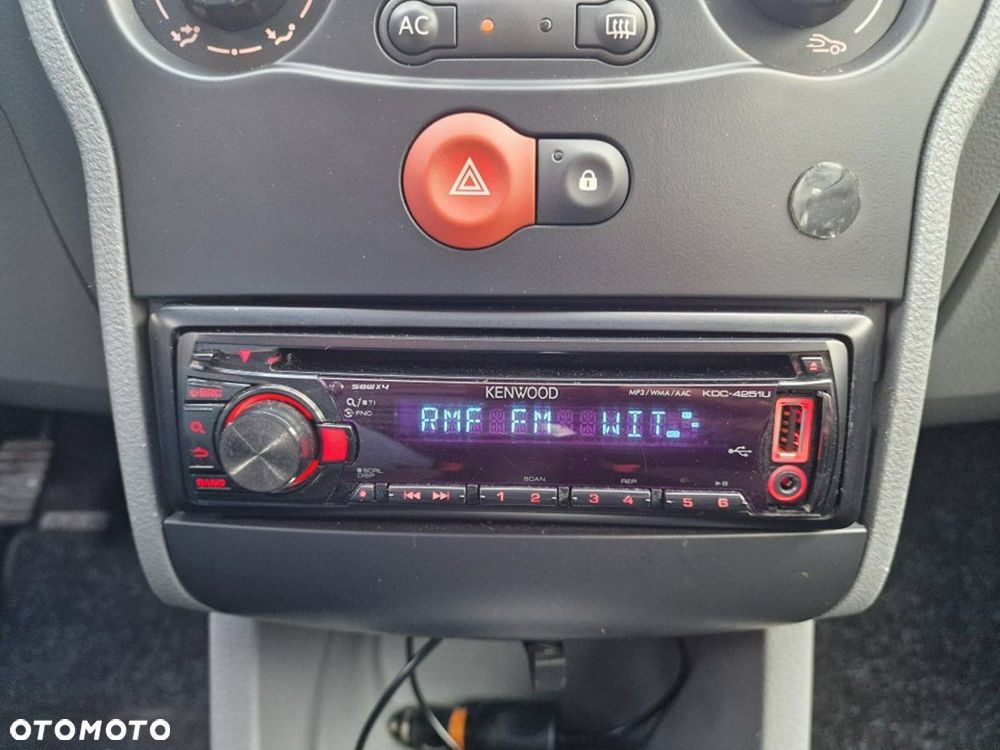 Renault Modus 1.2 16V Dynamique - 20