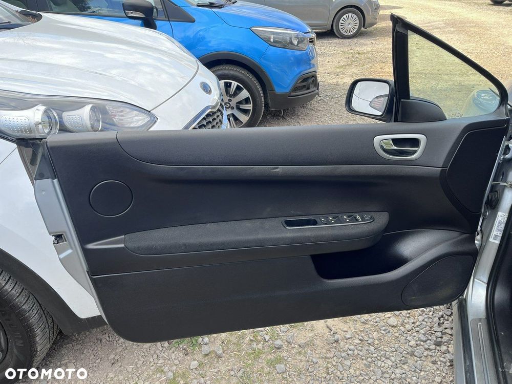Peugeot 307 CC - 11