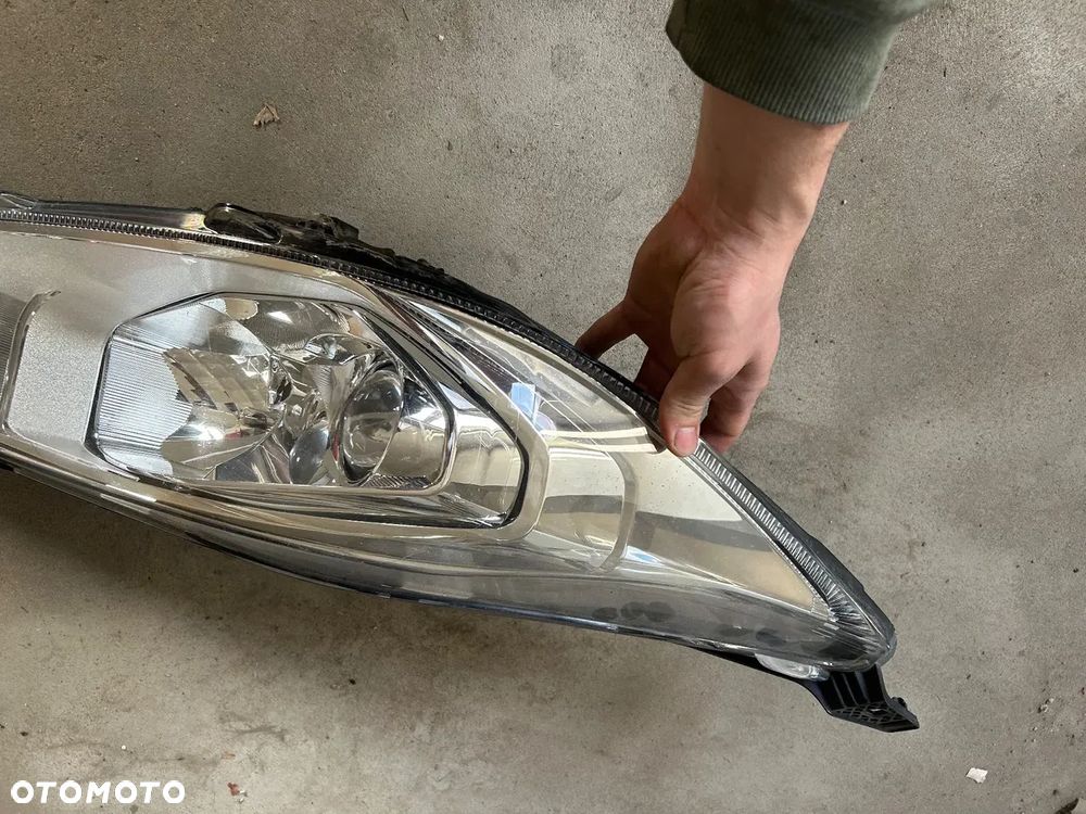 FORD FIESTA MK7 LIFT SOCZEWKA 13-16 LAMPA PRZEDNIA C1BB-13W029-CE - 11