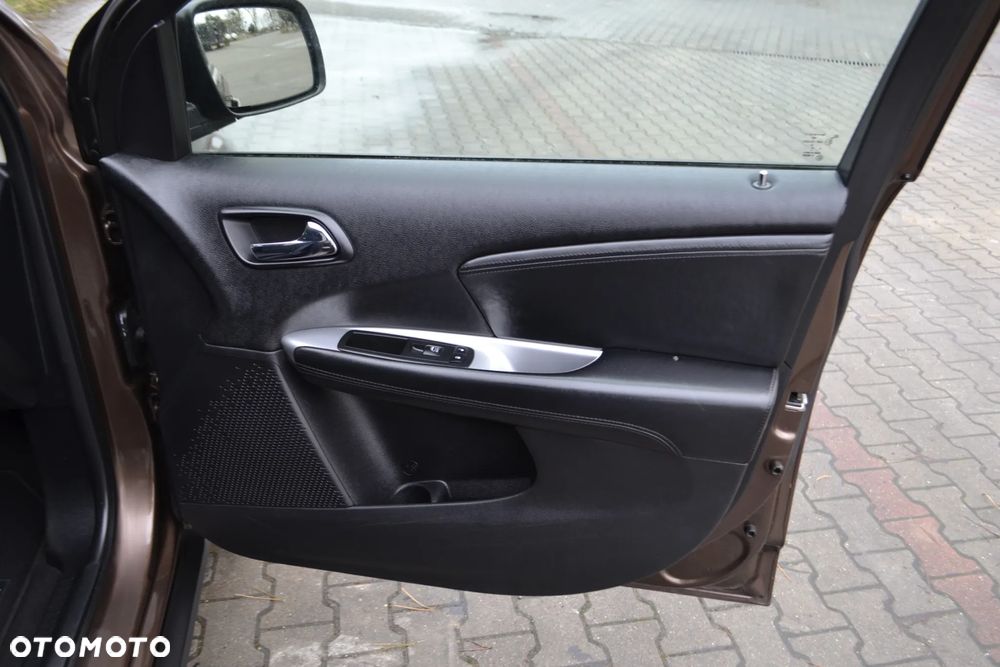 Fiat Freemont 2.0 Multijet Urban - 19