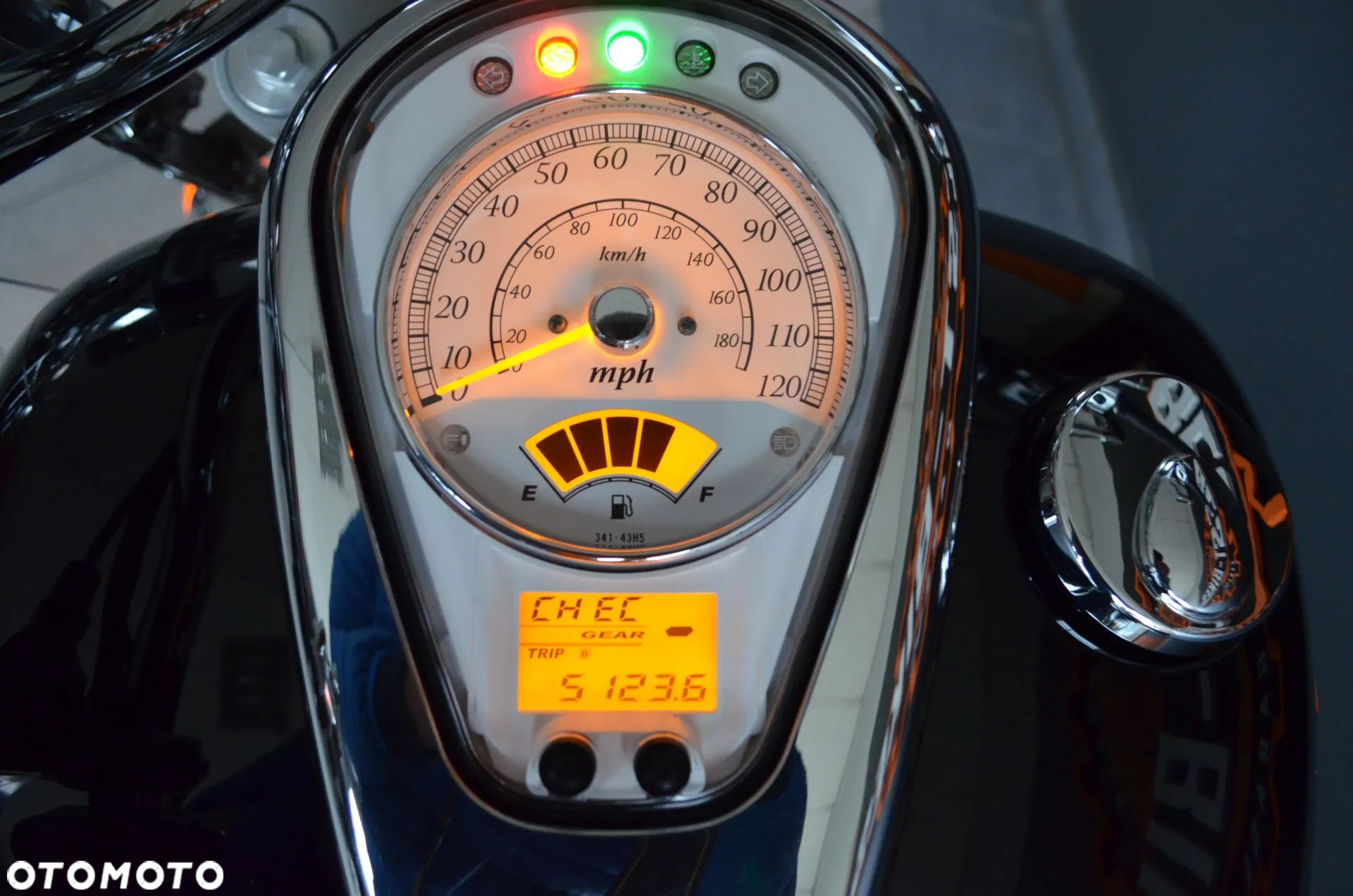 Suzuki VL 800 Volusia - Boulevard C50 - 33